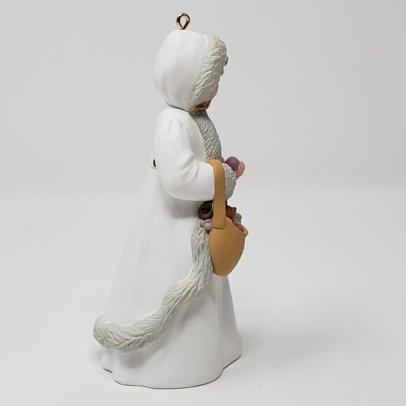 1997 Hallmark Kolyada Christmas Visitor Handcrafted Keepsake Holiday Ornament - Picture 6 of 8